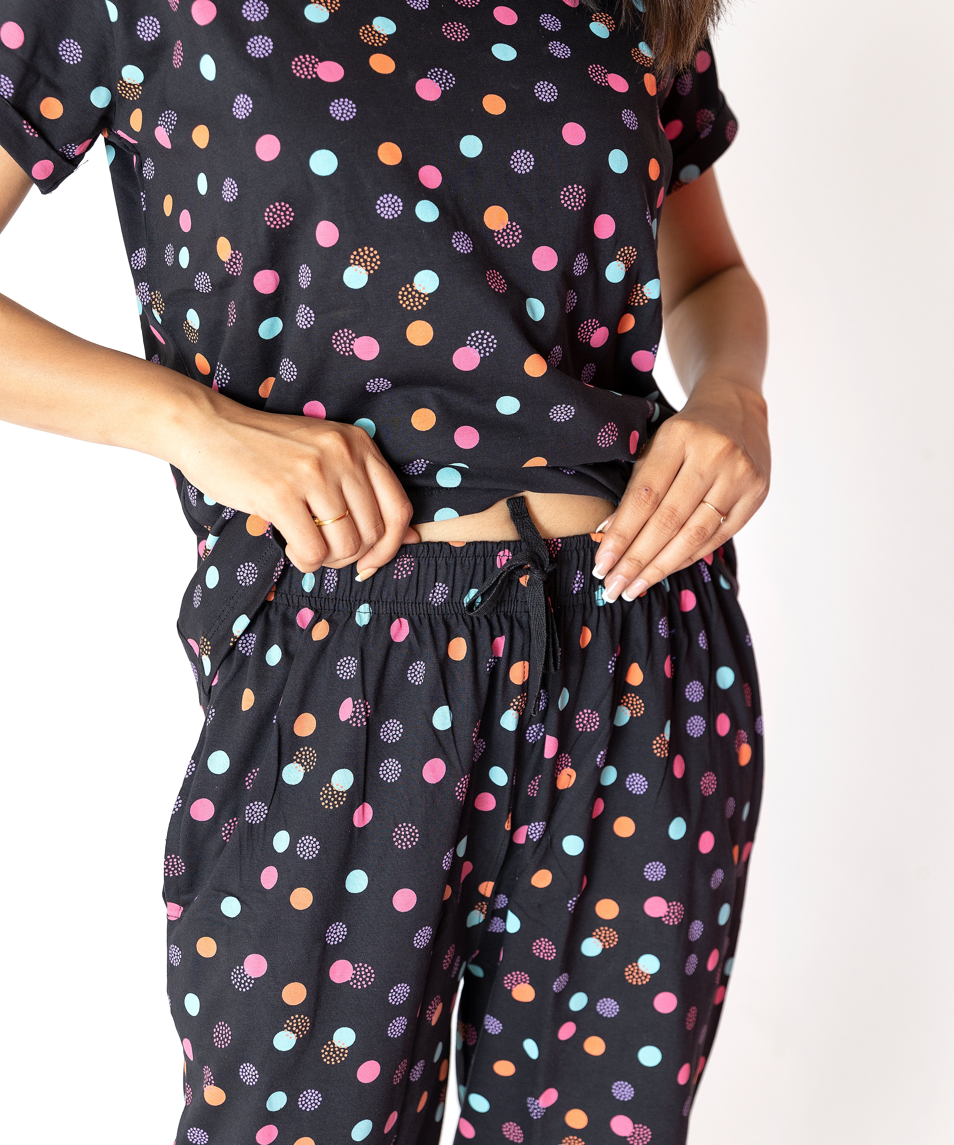 Black Colourful Dots Womens Nightwear Capri Set