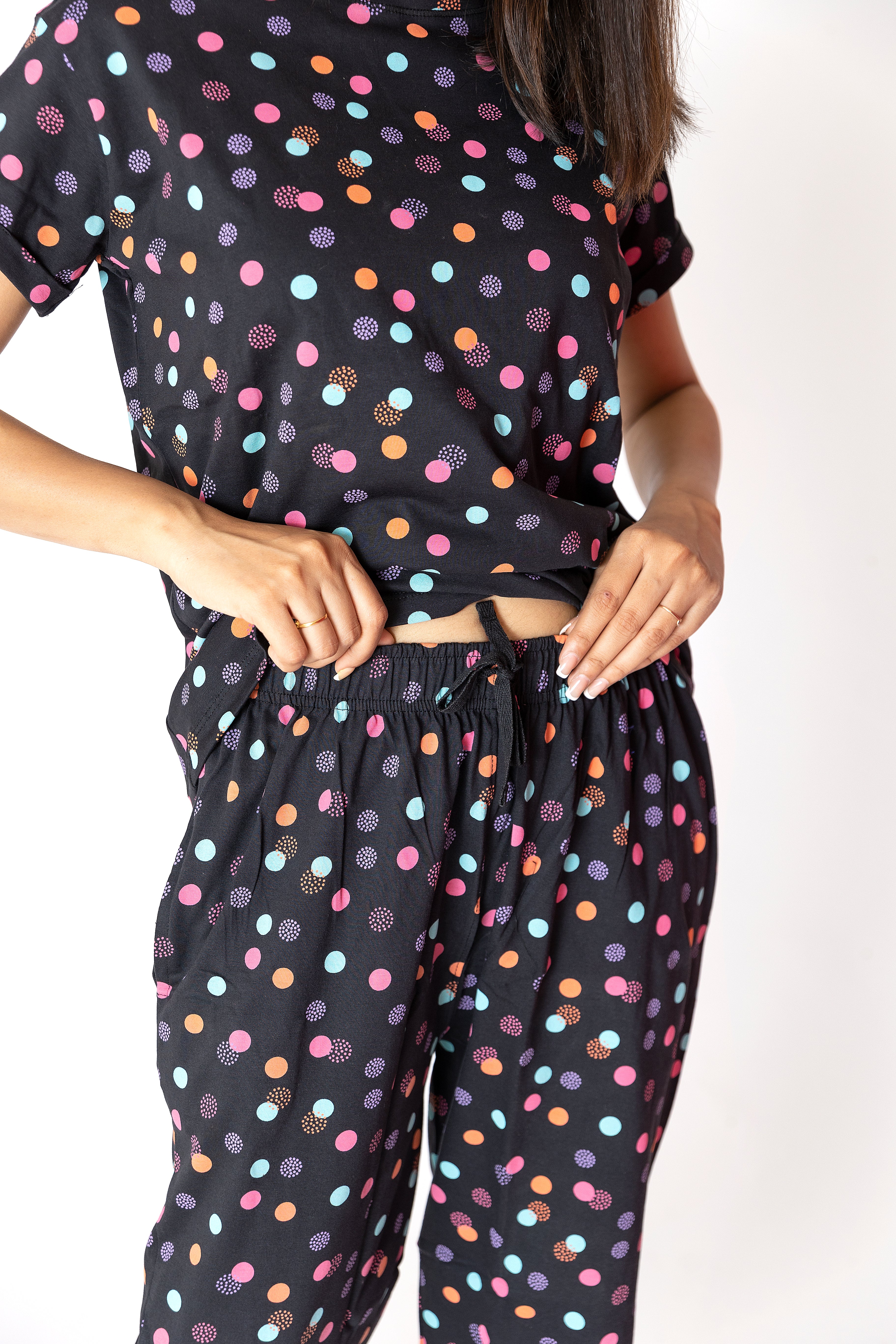 Black Colourful Dots Womens Nightwear Capri Set
