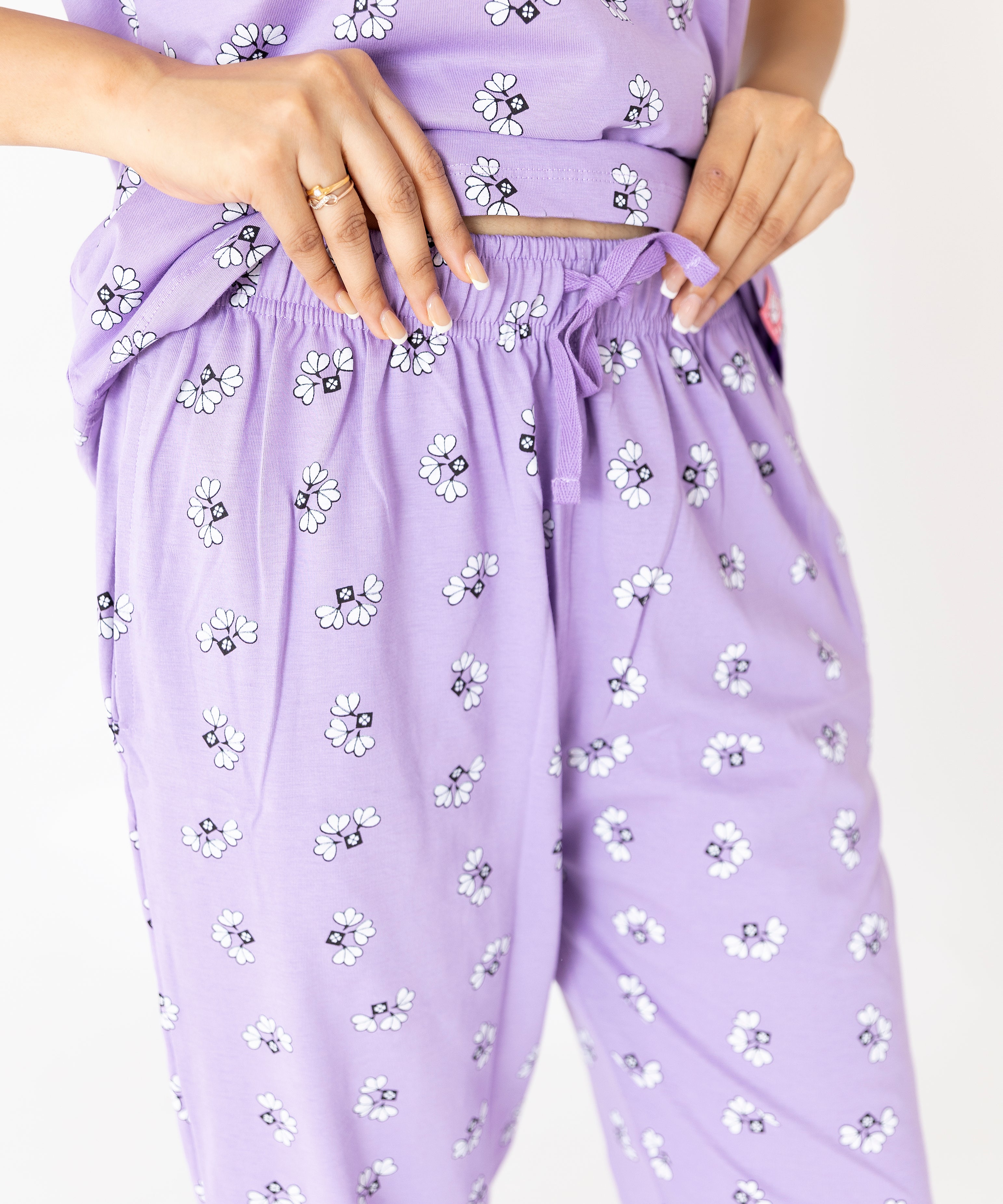 Women’s Lavender Cotton Capri Nightwear Set | Soft & Comfy Sleepwear