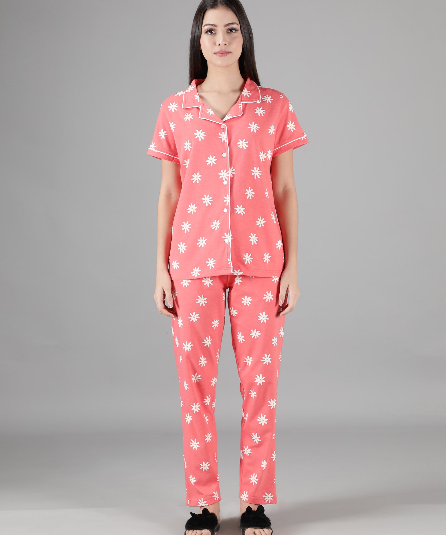Women's Peach White Floral Collar Style PJ Set - Delicate & Comfortable Sleepwear
