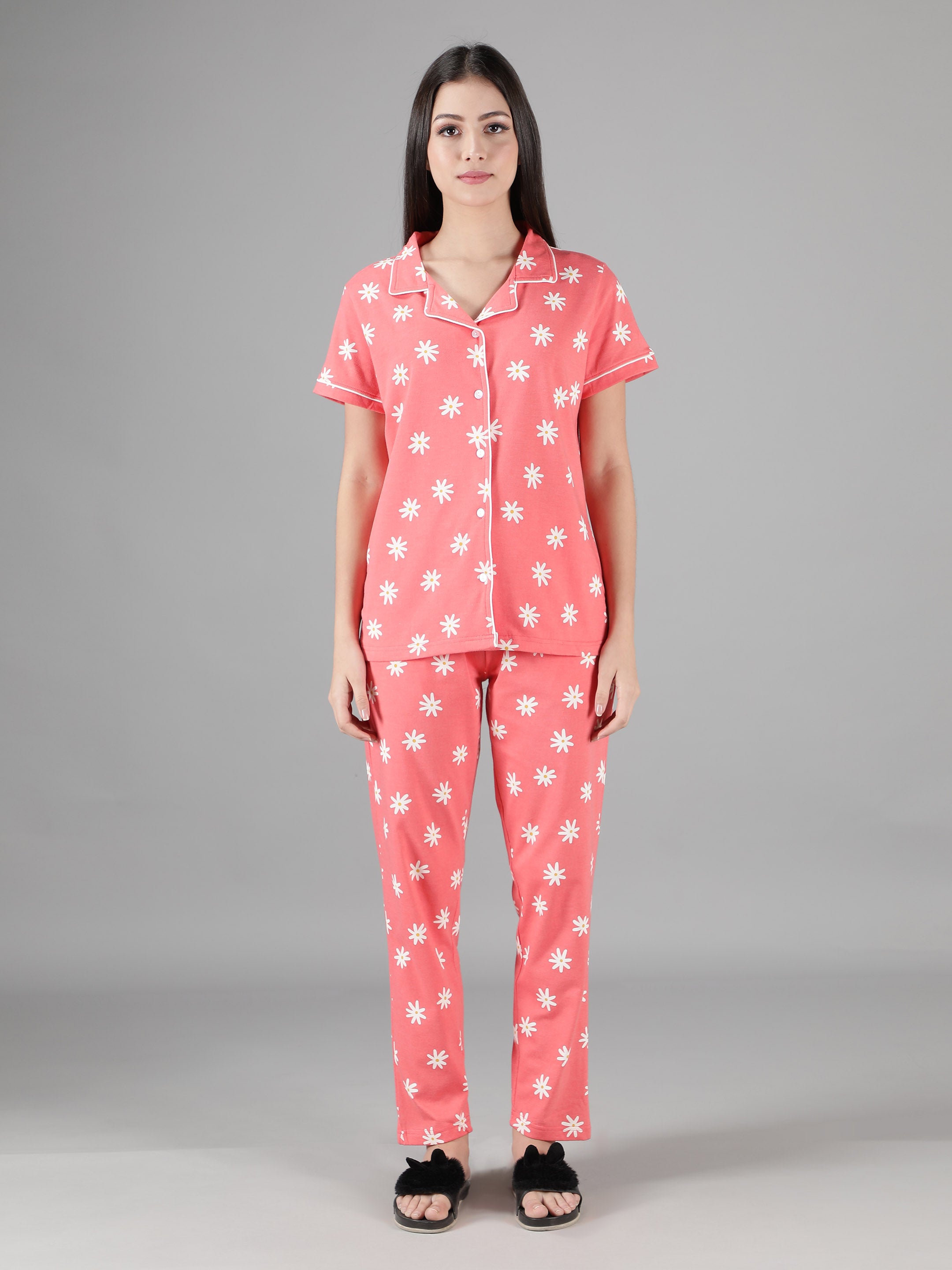 Women's Peach White Floral Collar Style PJ Set - Delicate & Comfortable Sleepwear