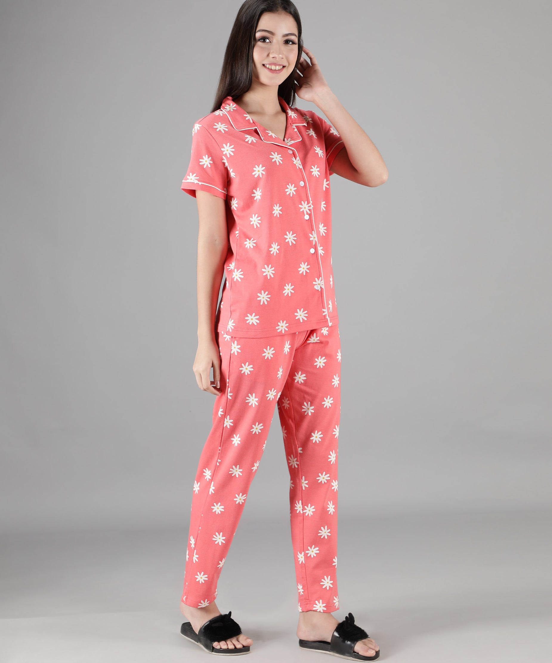 Women's Peach White Floral Collar Style PJ Set - Delicate & Comfortable Sleepwear