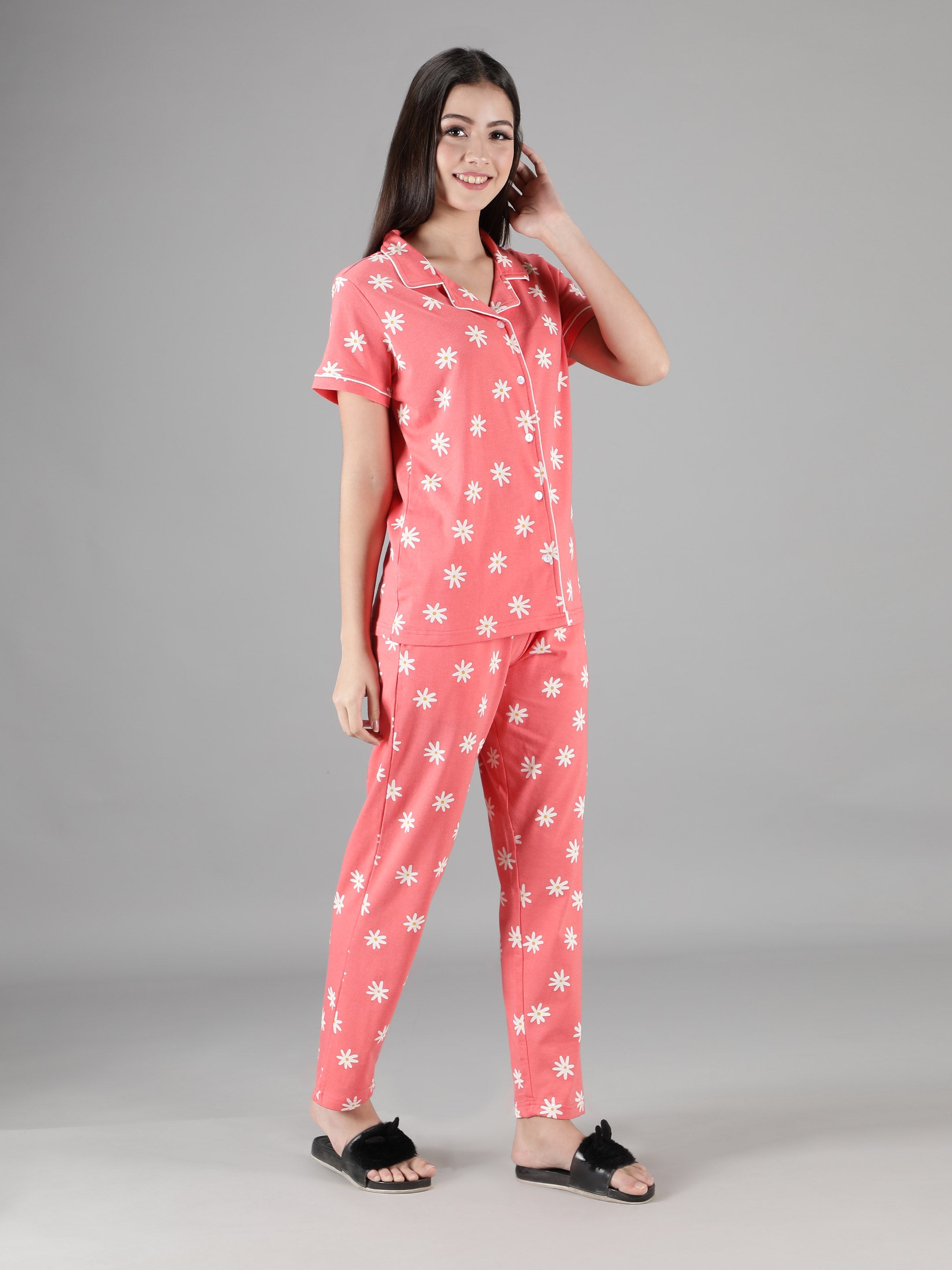 Women's Peach White Floral Collar Style PJ Set - Delicate & Comfortable Sleepwear