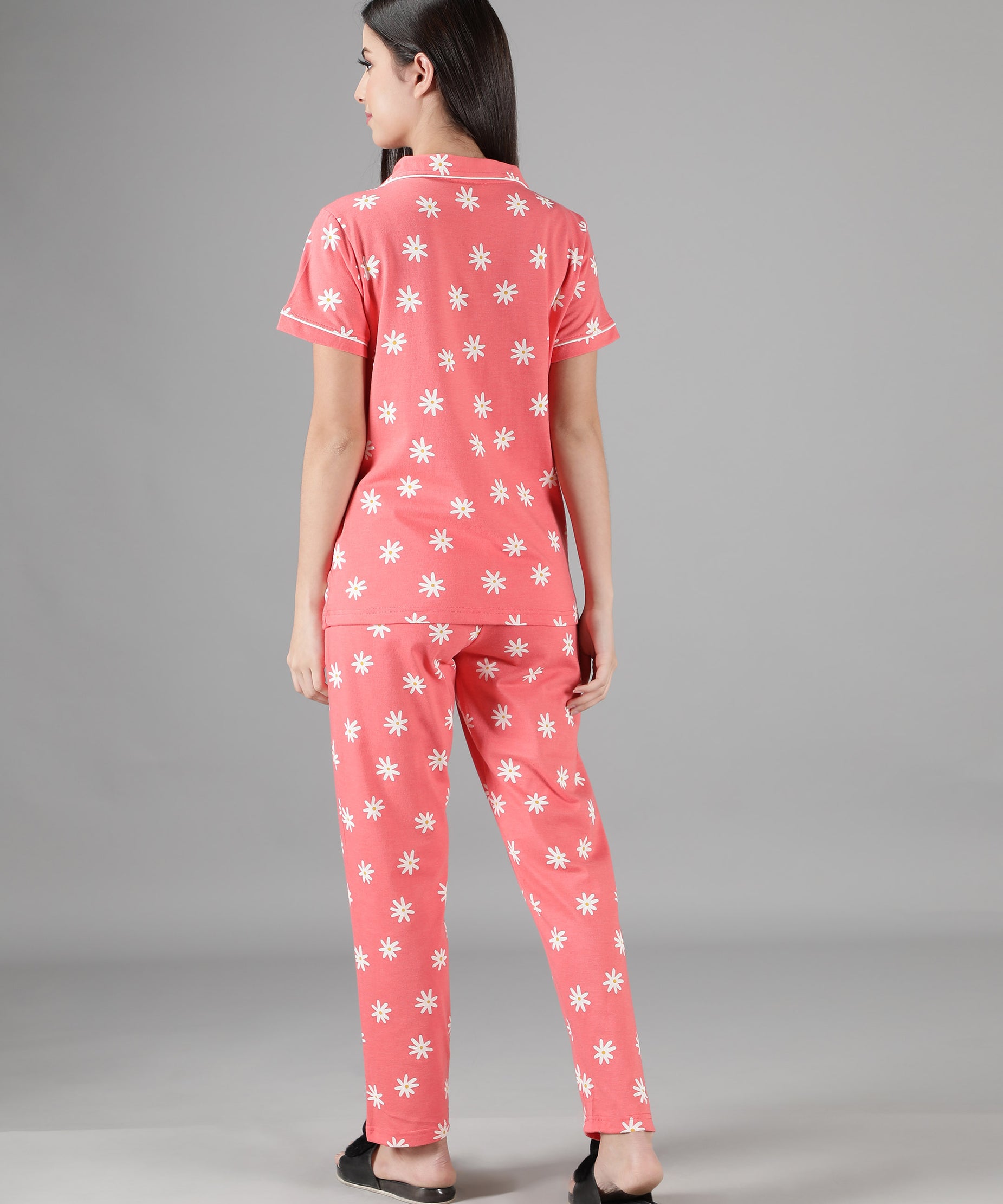 Women's Peach White Floral Collar Style PJ Set - Delicate & Comfortable Sleepwear