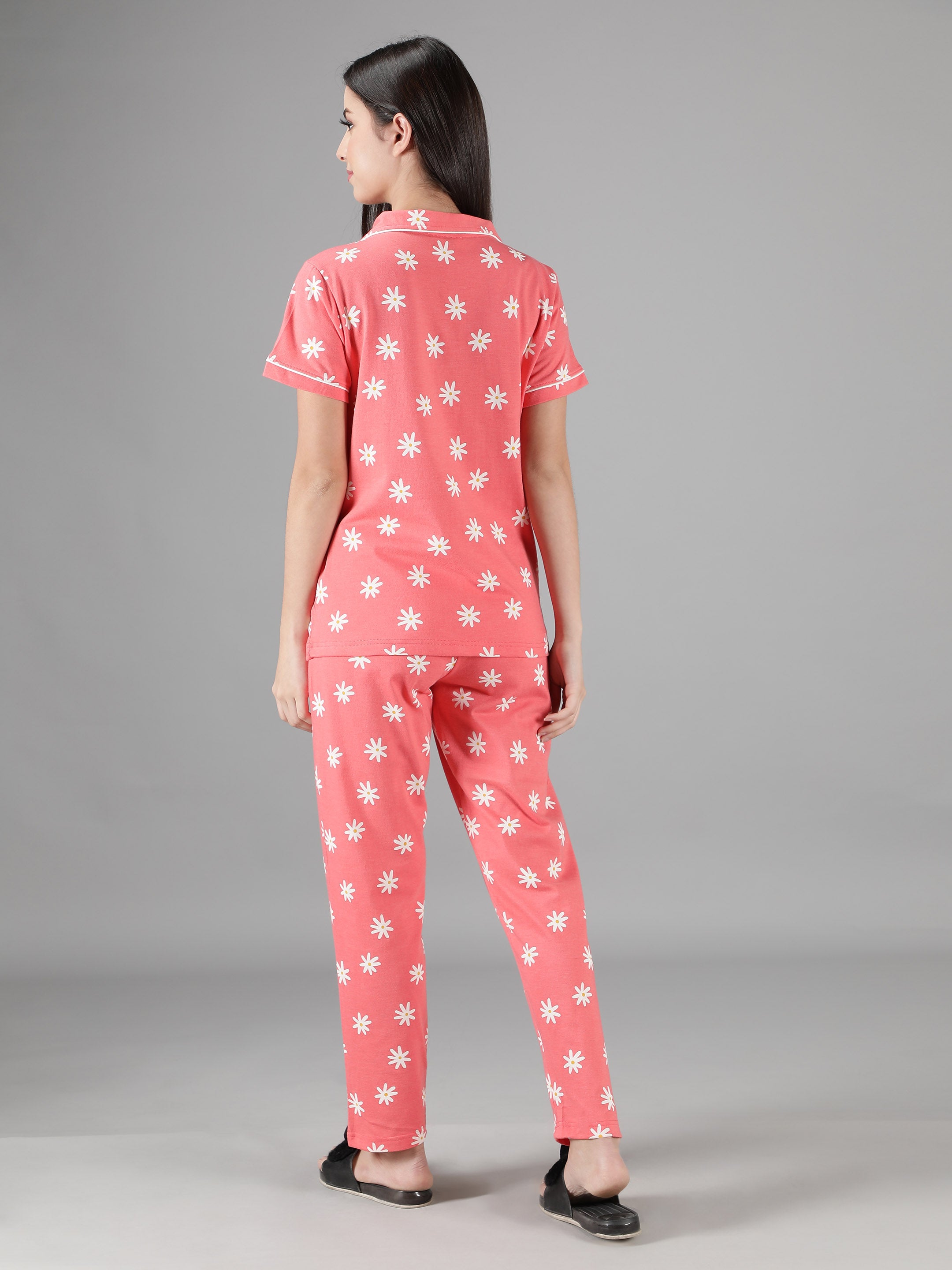 Women's Peach White Floral Collar Style PJ Set - Delicate & Comfortable Sleepwear