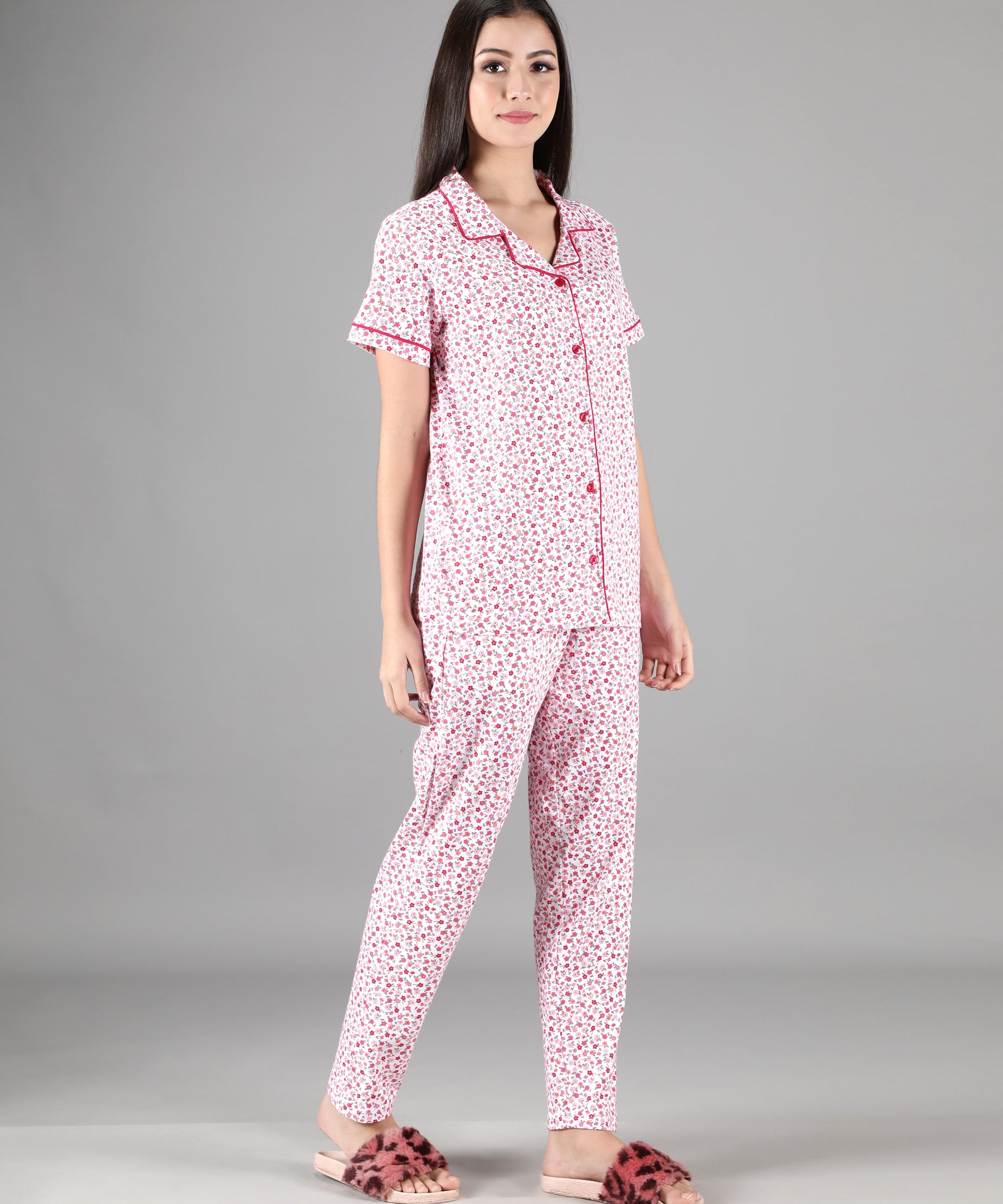Women's White Pink Flowers Collar Style PJ Set - Blossoming & Comfortable Sleepwear