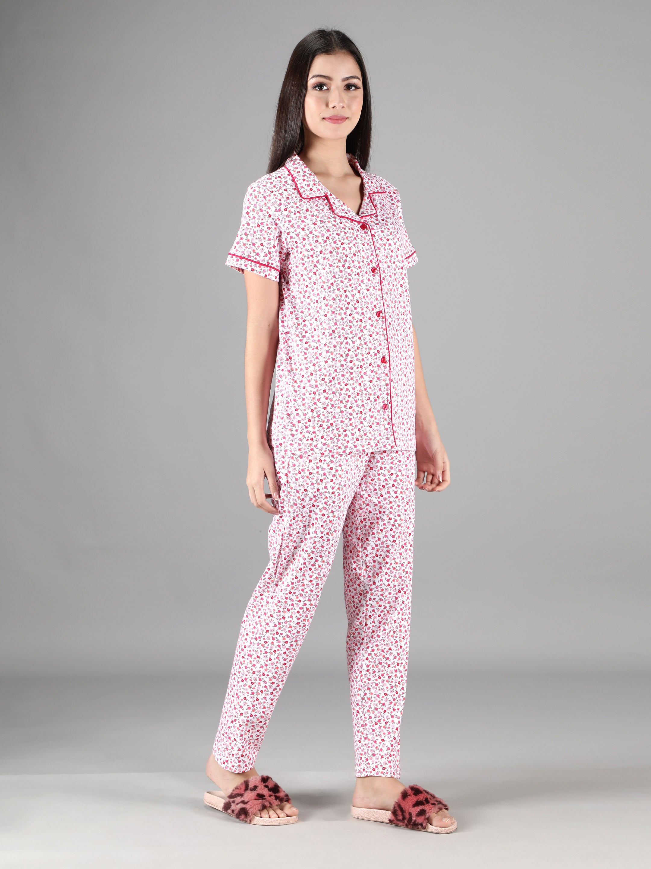 Women's White Pink Flowers Collar Style PJ Set - Blossoming & Comfortable Sleepwear