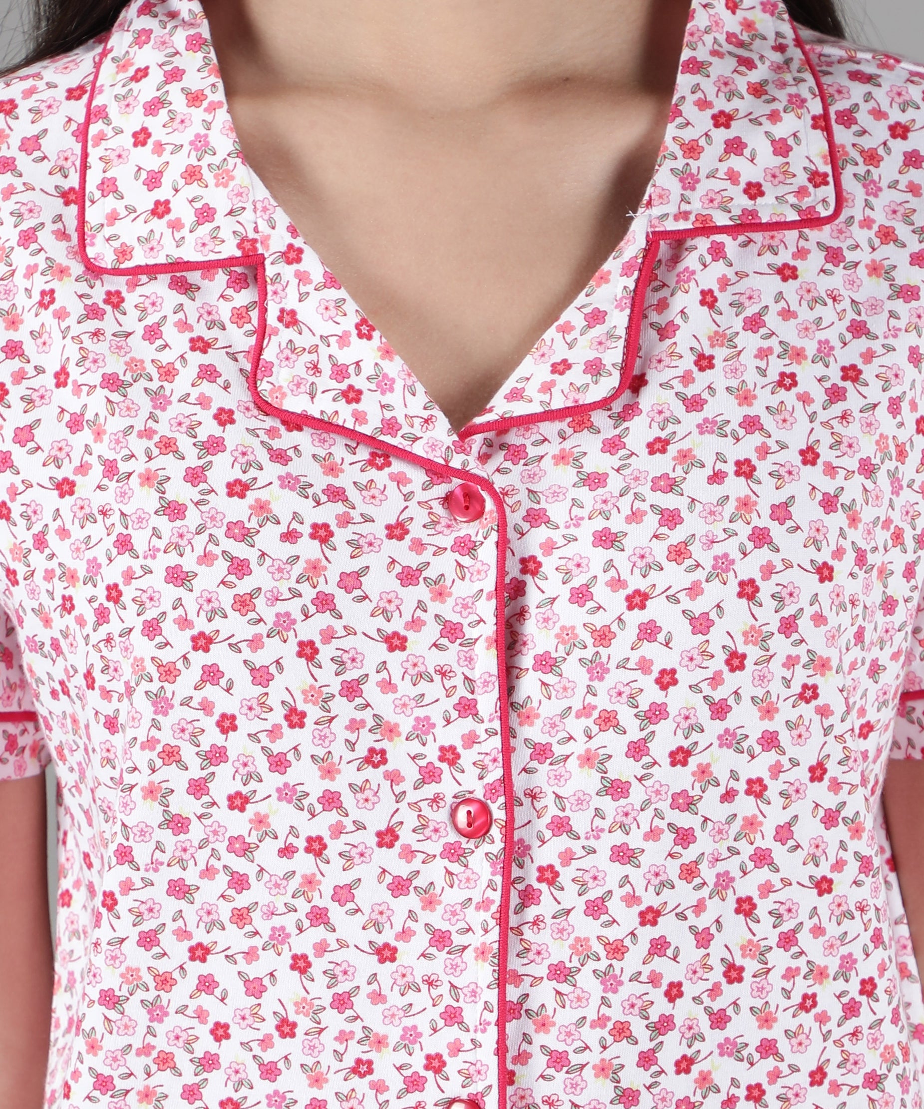 Women's White Pink Flowers Collar Style PJ Set - Blossoming & Comfortable Sleepwear