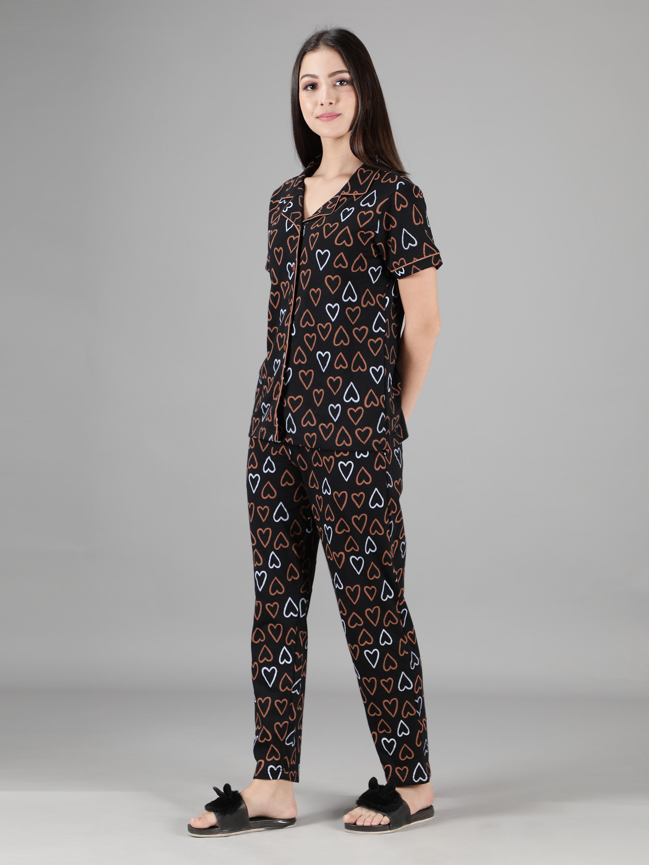 Women's Black Hearts Collar Style PJ Set - Chic & Comfortable Sleepwear