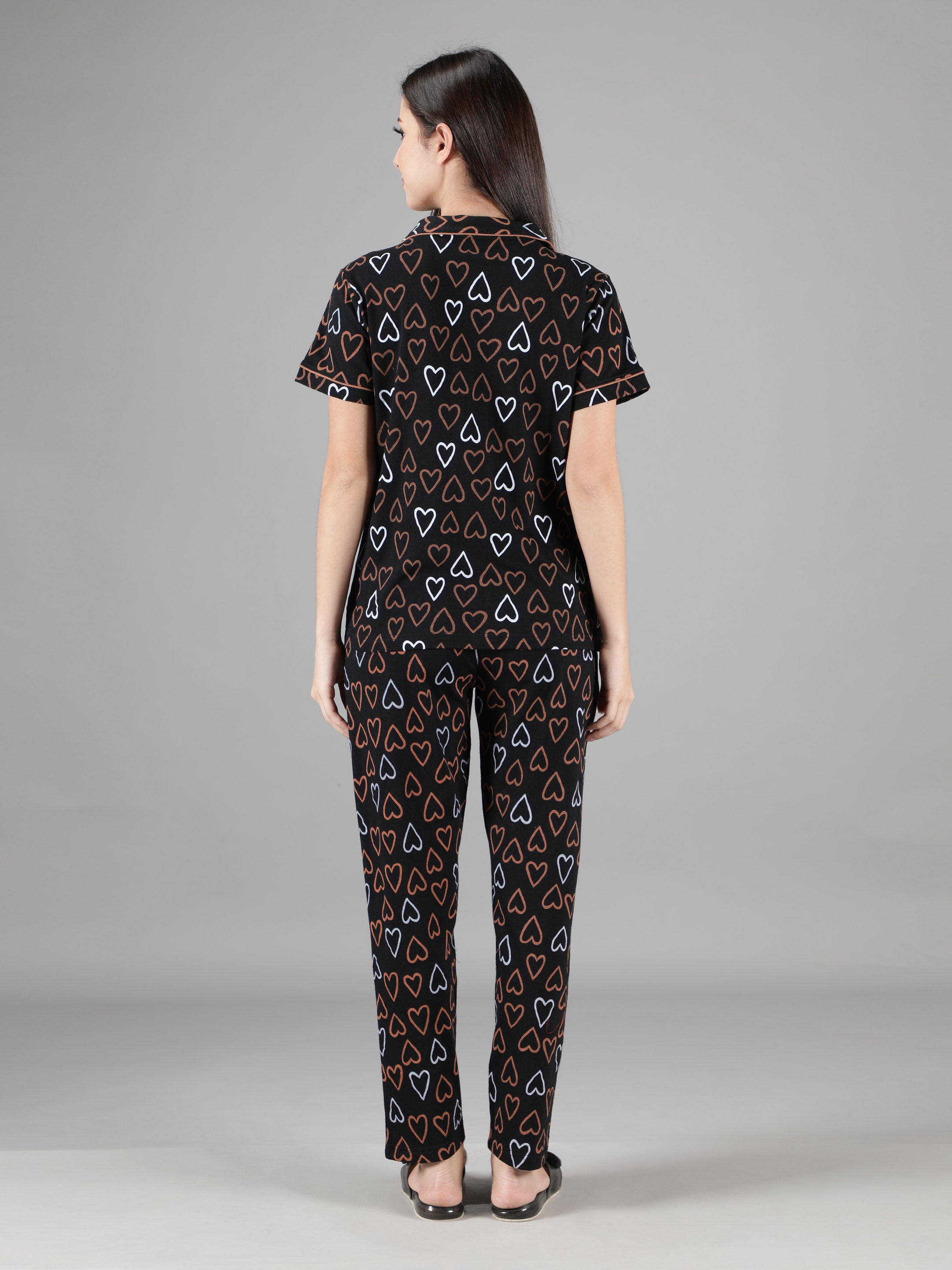 Women's Black Hearts Collar Style PJ Set - Chic & Comfortable Sleepwear