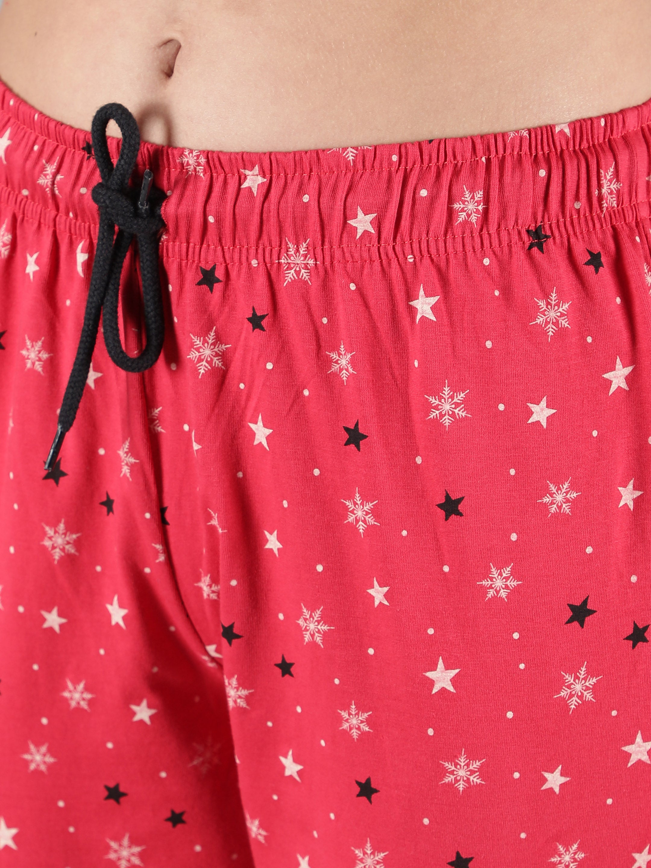 Women's Red Star Collar Style PJ Set - Celestial & Comfortable Sleepwear
