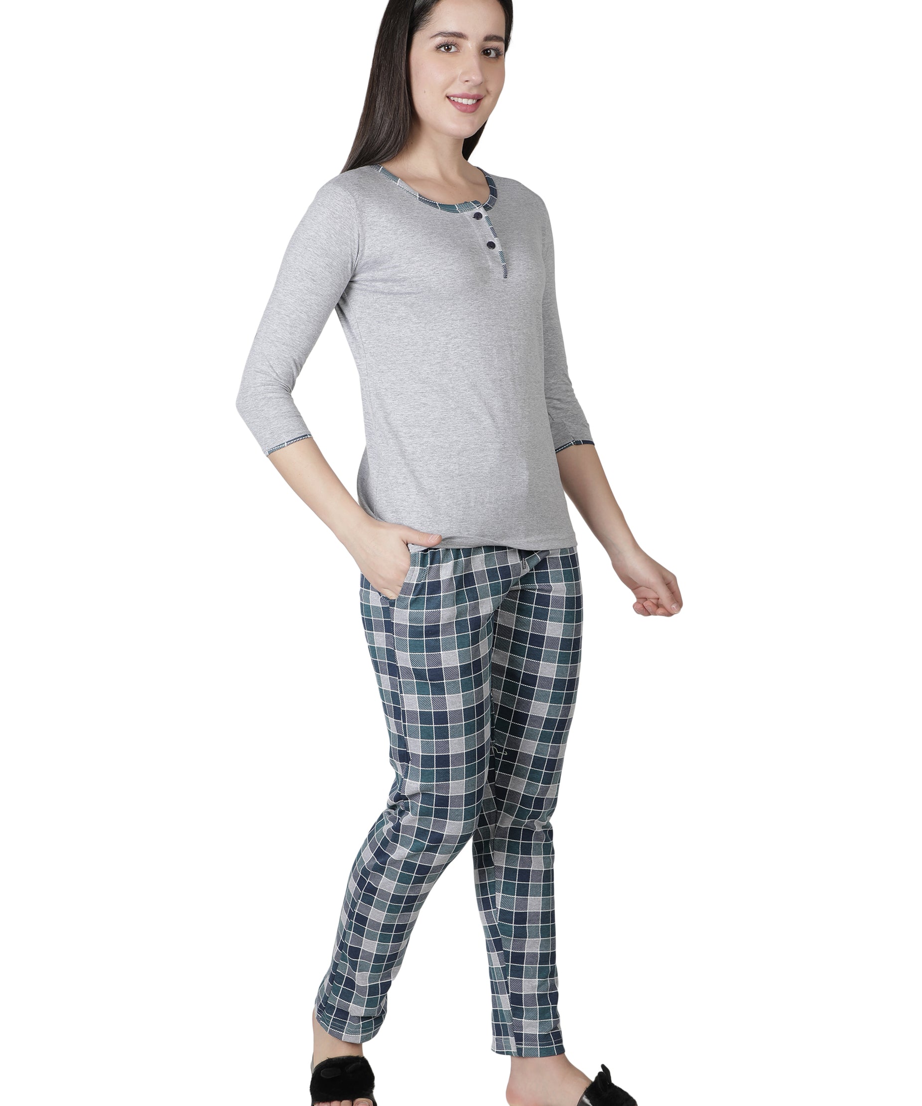 Women's Grey and Checks Round Neck Pyjama Set - Classic Comfort Meets Style