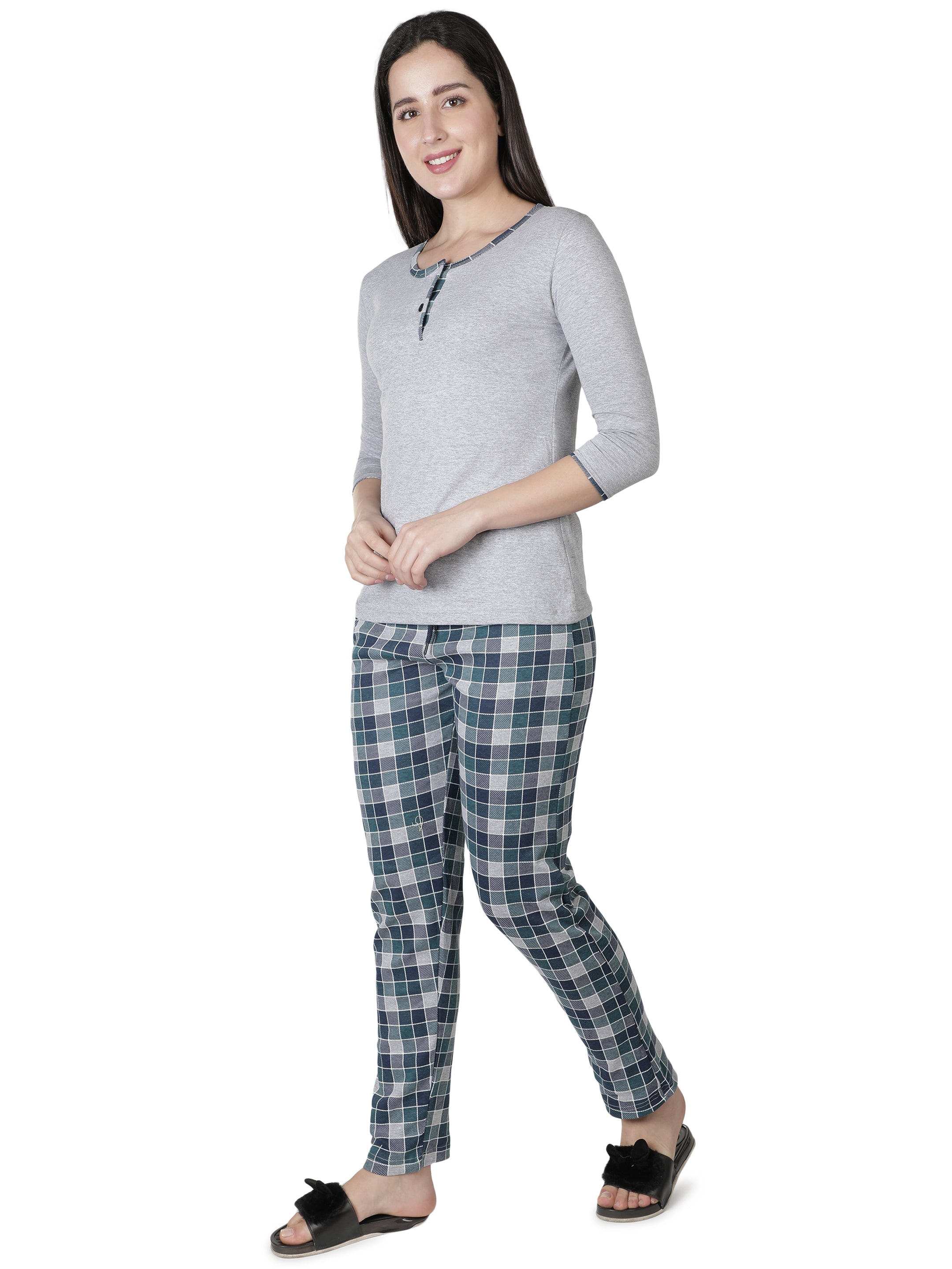 Women's Grey and Checks Round Neck Pyjama Set - Classic Comfort Meets Style