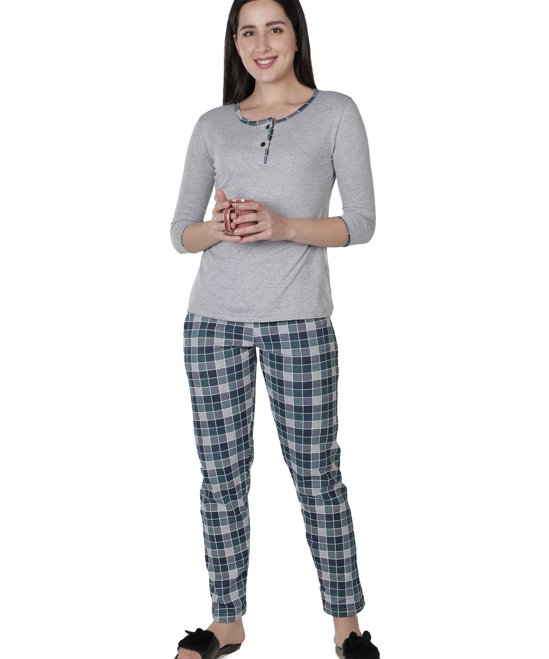 Women's Grey and Checks Round Neck Pyjama Set - Classic Comfort Meets Style