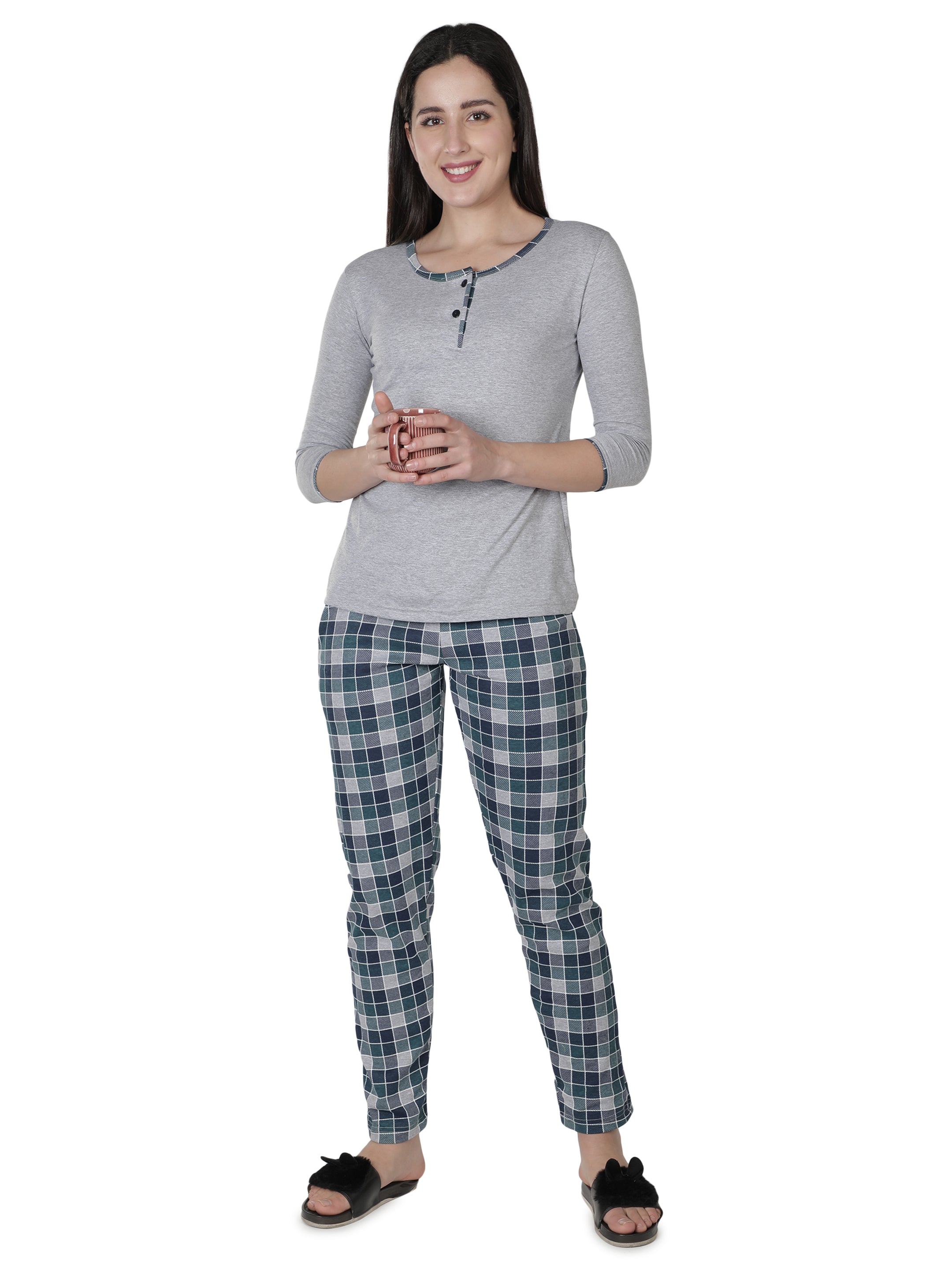 Women's Grey and Checks Round Neck Pyjama Set - Classic Comfort Meets Style