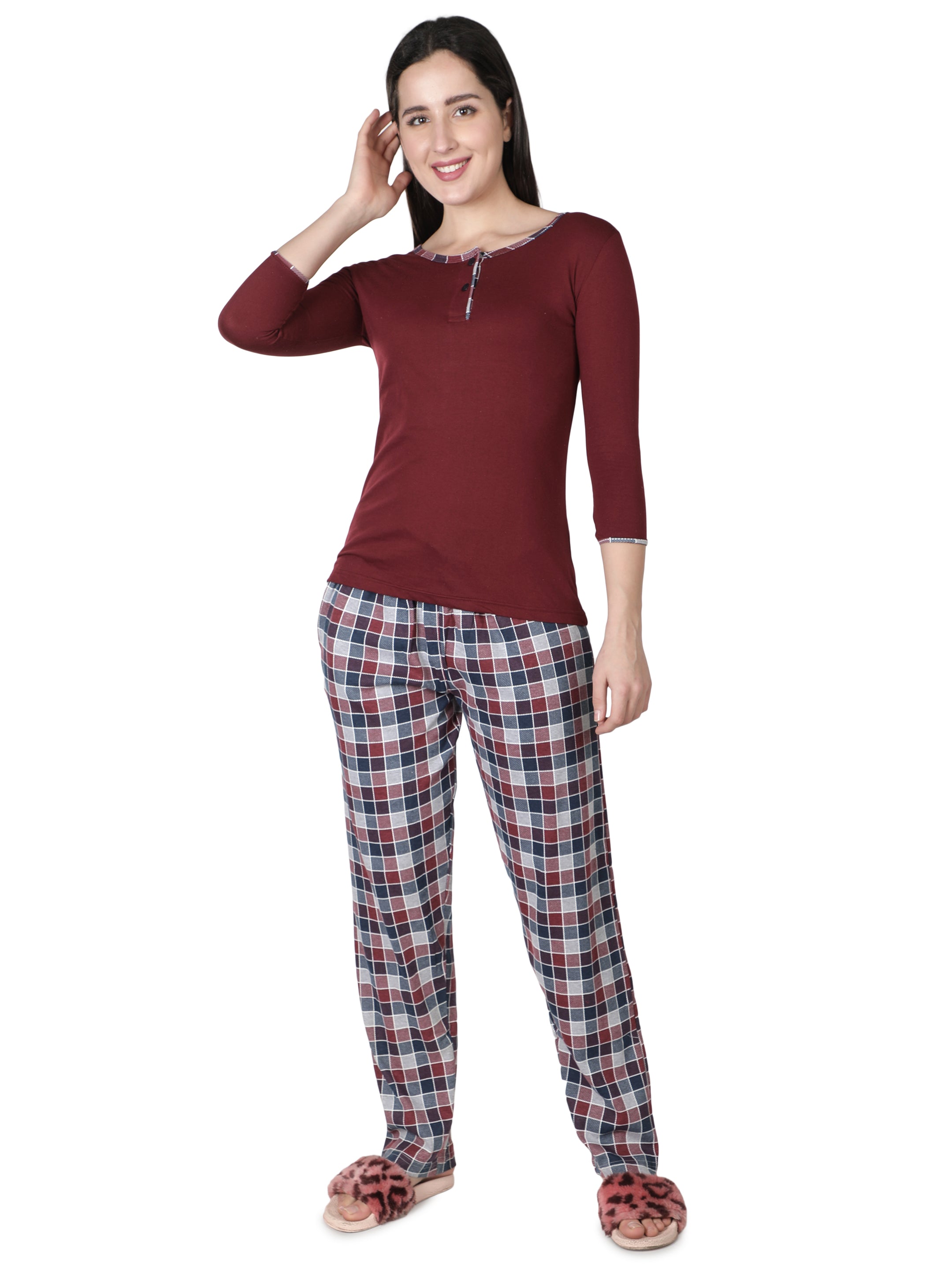 Women's Wine and Checks Round Neck Pyjama Set - Cozy Elegance in Nightwear