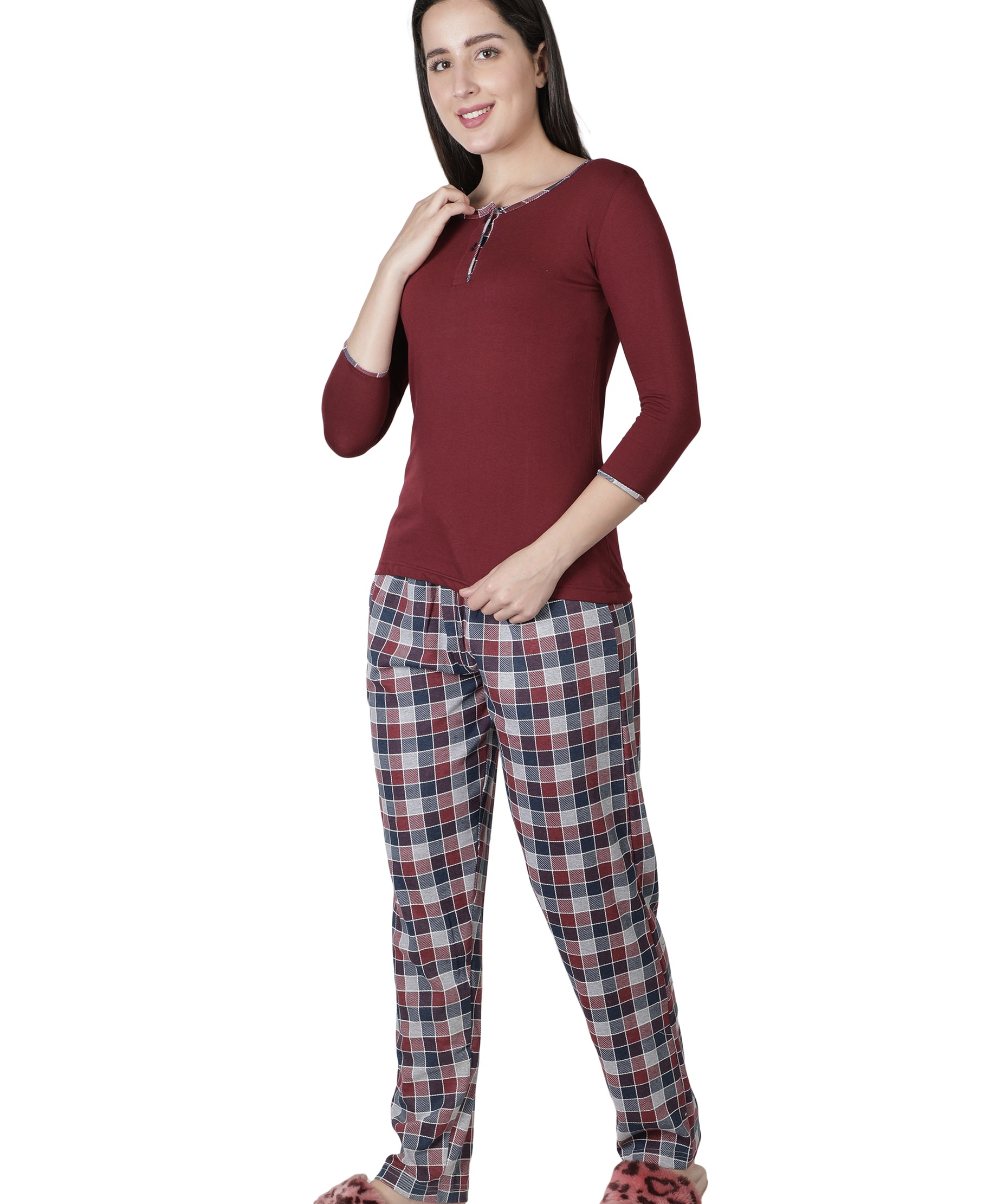 Women's Wine and Checks Round Neck Pyjama Set - Cozy Elegance in Nightwear