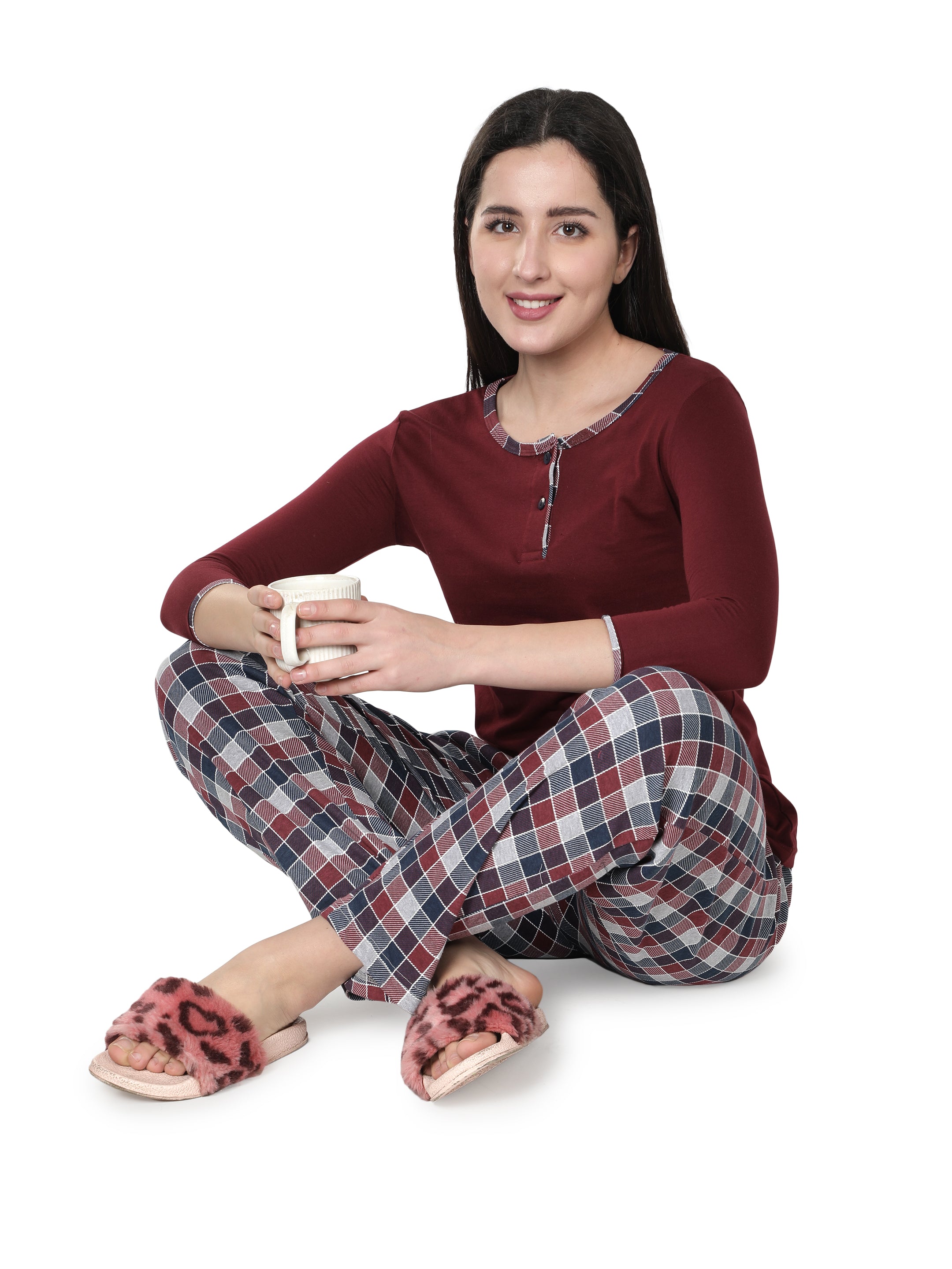 Women's Wine and Checks Round Neck Pyjama Set - Cozy Elegance in Nightwear