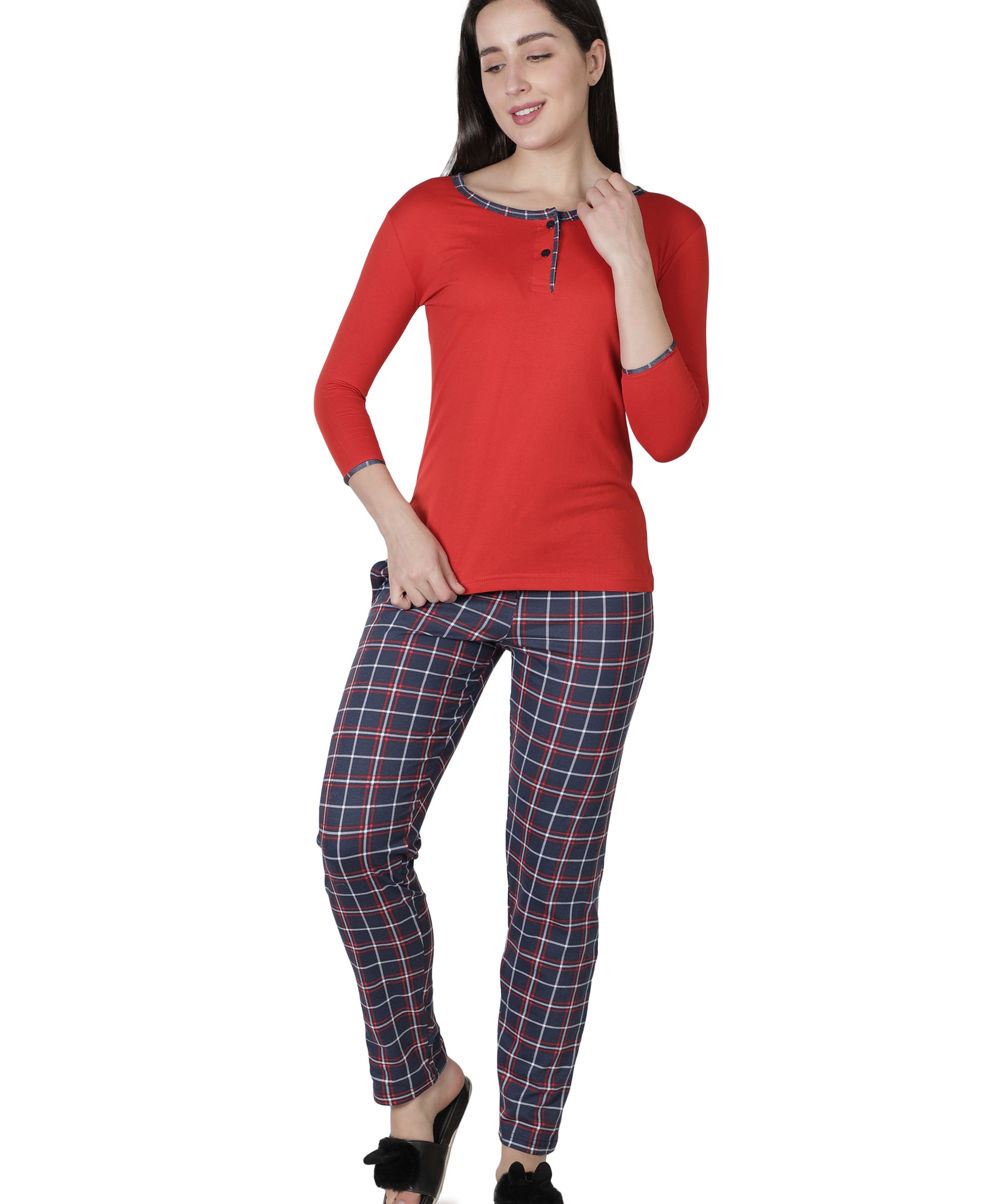 Women's Reds and Checks Round Neck Pyjama Set - Classic Comfort in Nightwear