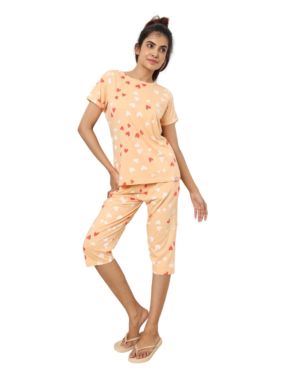 Peach Heart Sprinkle in Red & White Womens Nightwear Capri Set